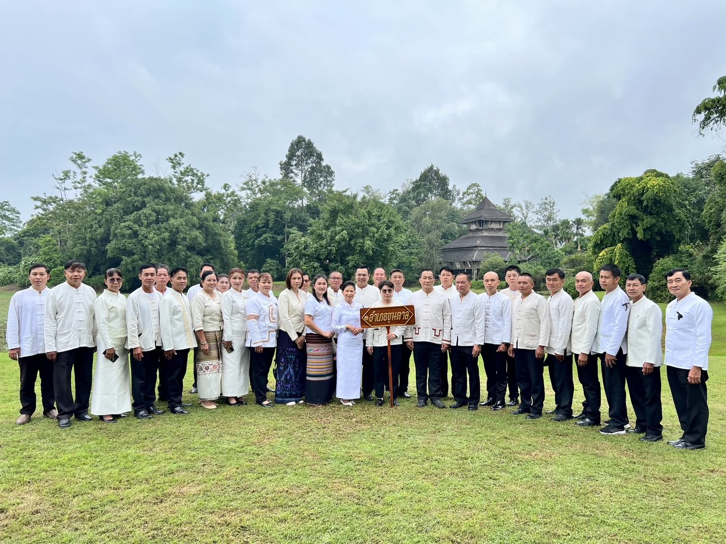 พช.ขุนตาล ร่วมพิธีทานหาแม่ฟ้าหลวง เนื่องในวันคล้ายวันสวรรคตสมเด็จพระศรีนครินทราบรมราชชนนี เพื่อแสดงความจงรักภักดีและสำนึกในพระมหากรุณาธิคุณ