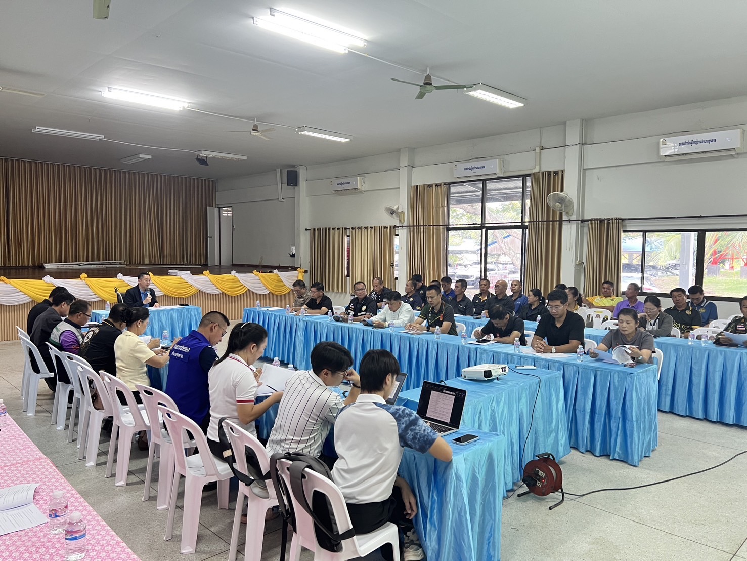 พช.ขุนตาล ร่วมประชุมเตรียมความพร้อมในการจัดการพิธีถวายดอกไม้จันทน์และพระราชพิธีถวายพระเพลิงพระบรมศพสมเด็จพระนางเจ้าสิริกิติ์ พระบรมราชินีนาถ พระบรมราชชนนีพันปีหลวง